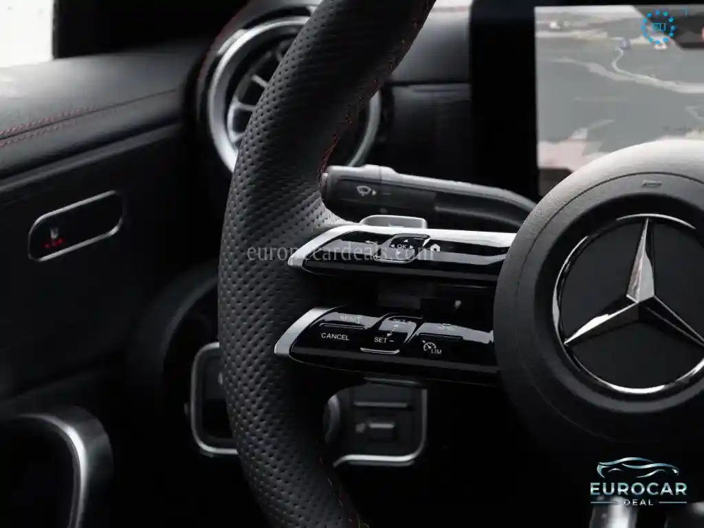 Mercedes-Benz CLA 220