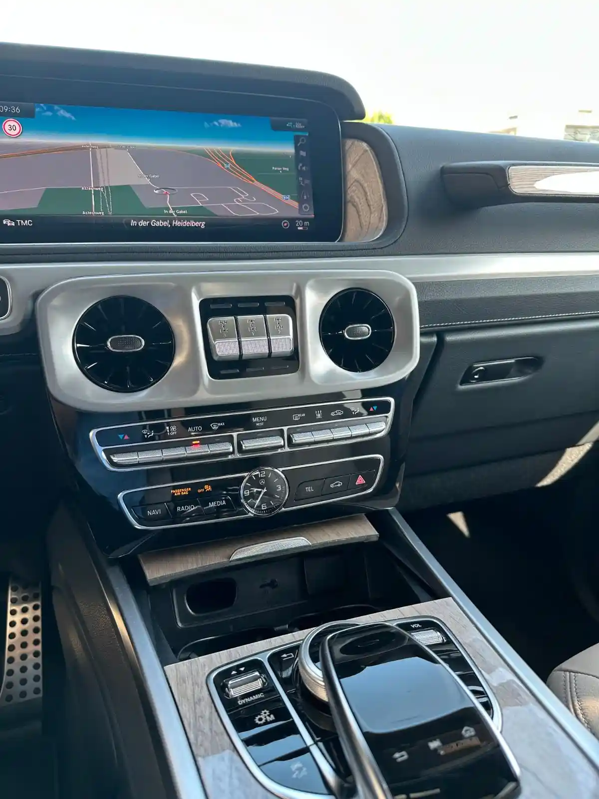 Mercedes-Benz G 500