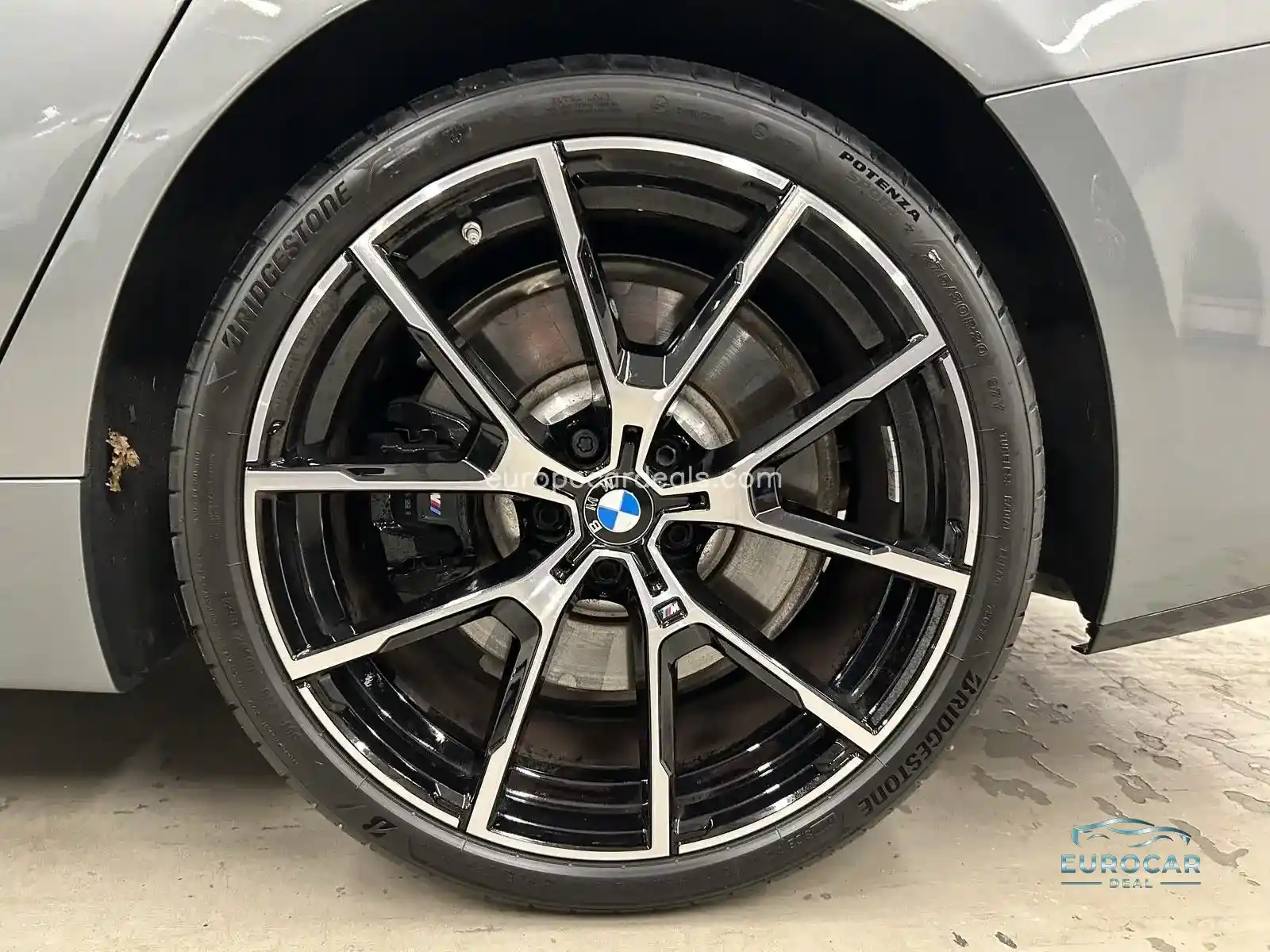 BMW 840