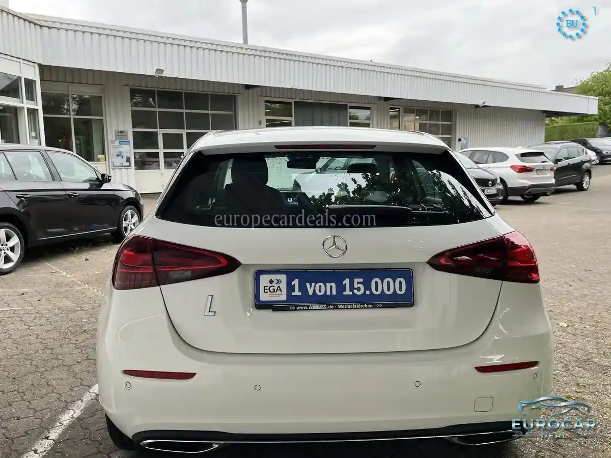 Mercedes-Benz A 180