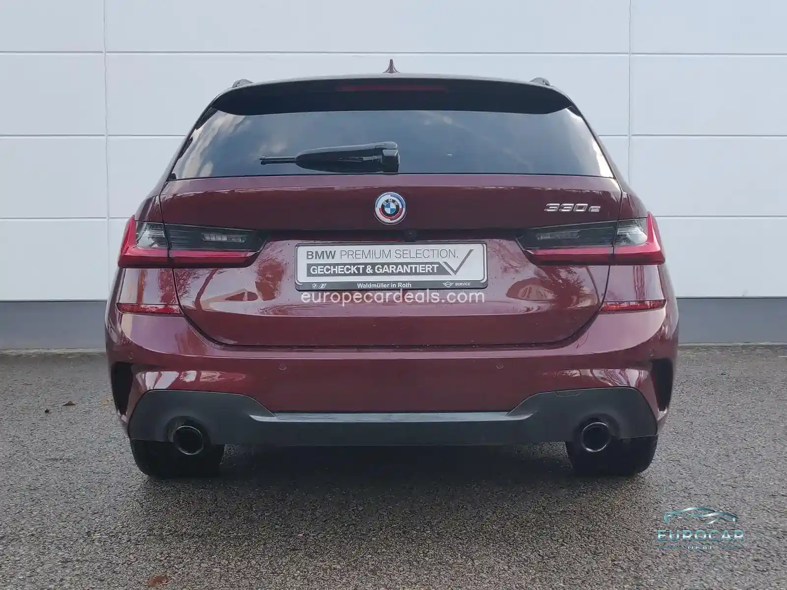 BMW 330