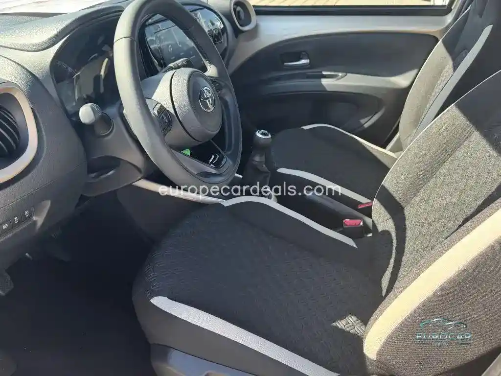 Toyota Aygo (X)