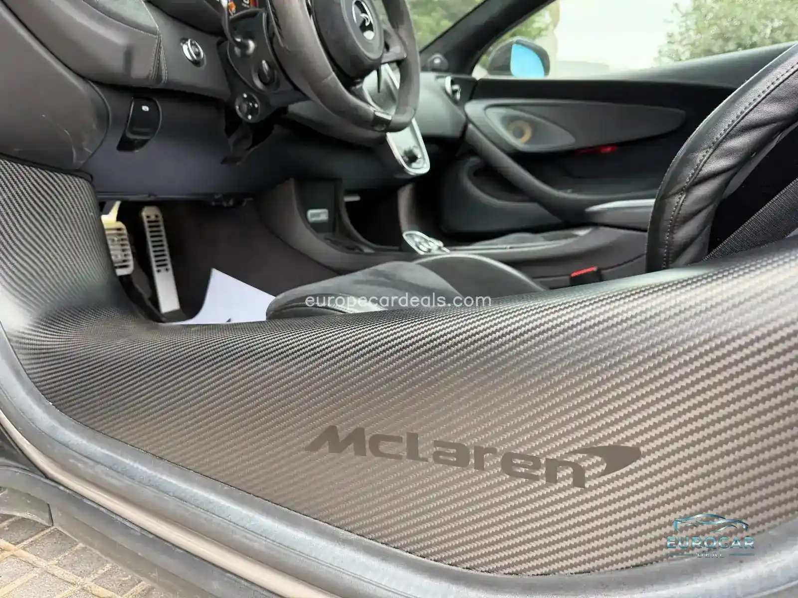 McLaren 570GT