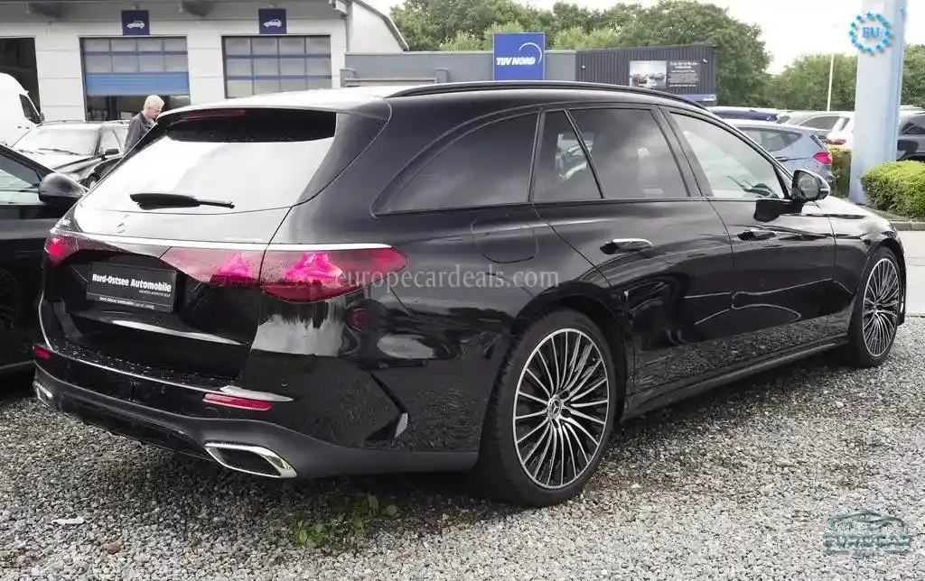Mercedes-Benz E 200