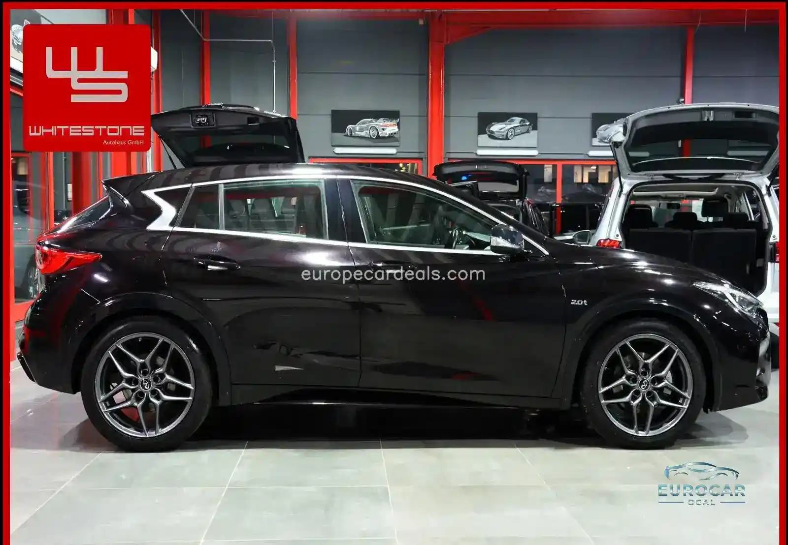 Infiniti Q30