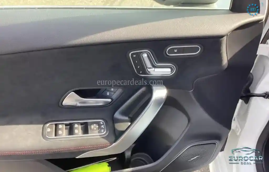 Mercedes-Benz A 220