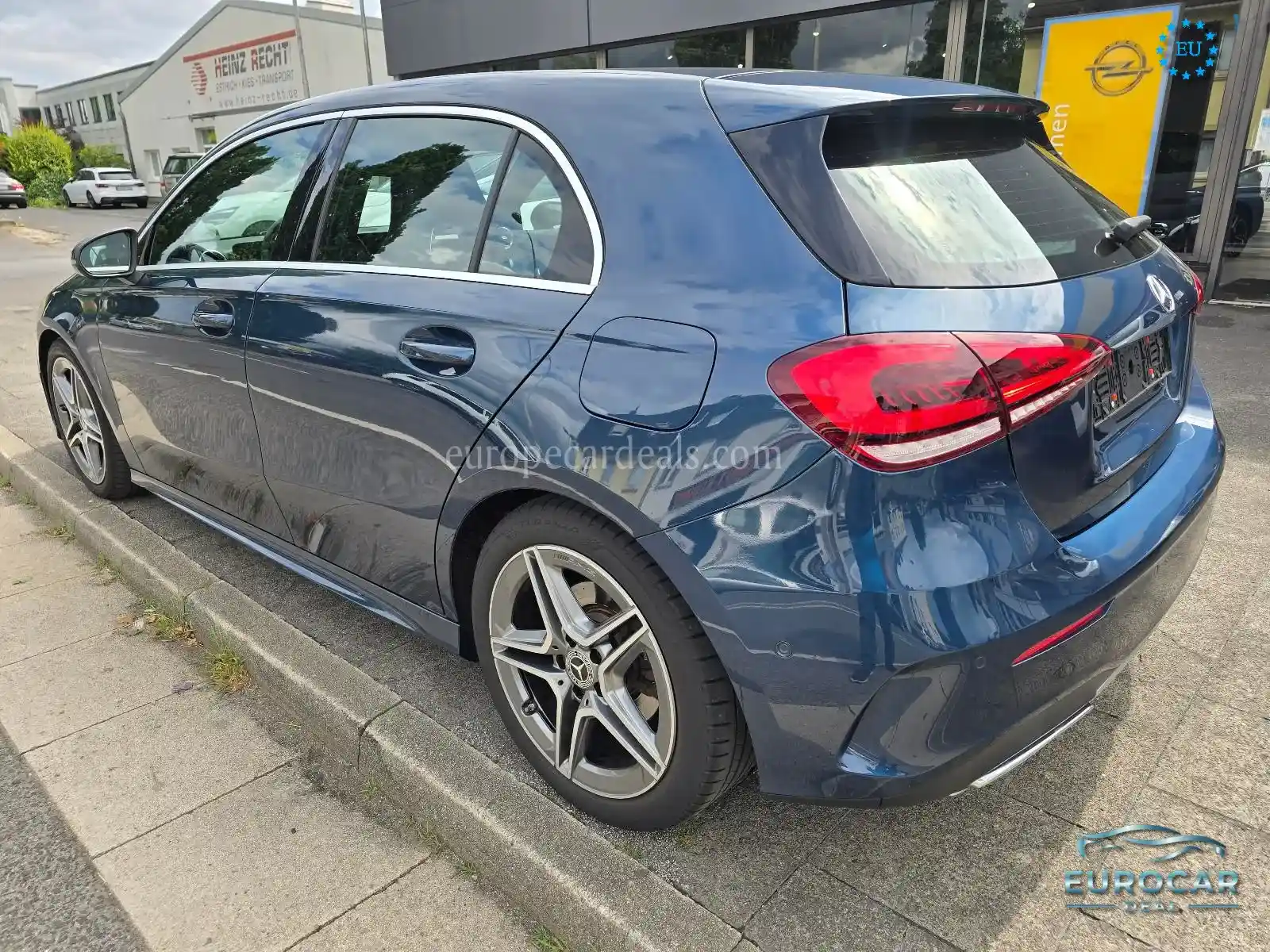 Mercedes-Benz A 200