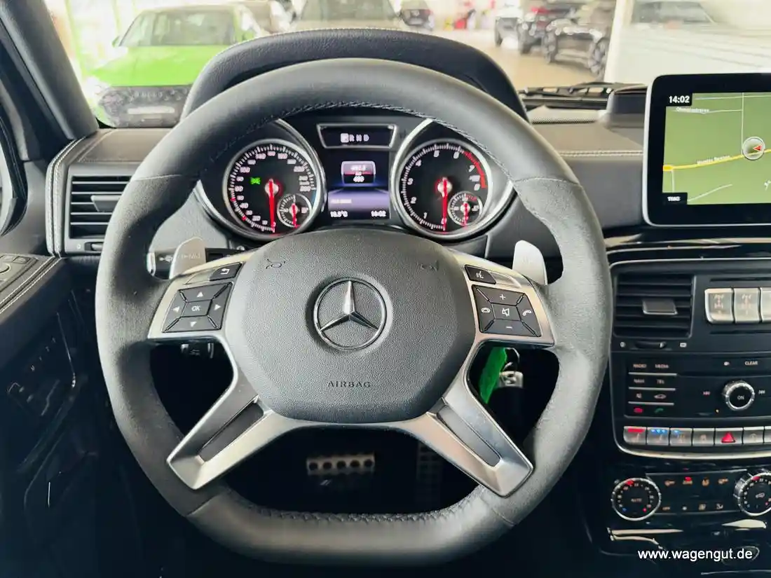 Mercedes-Benz G 500