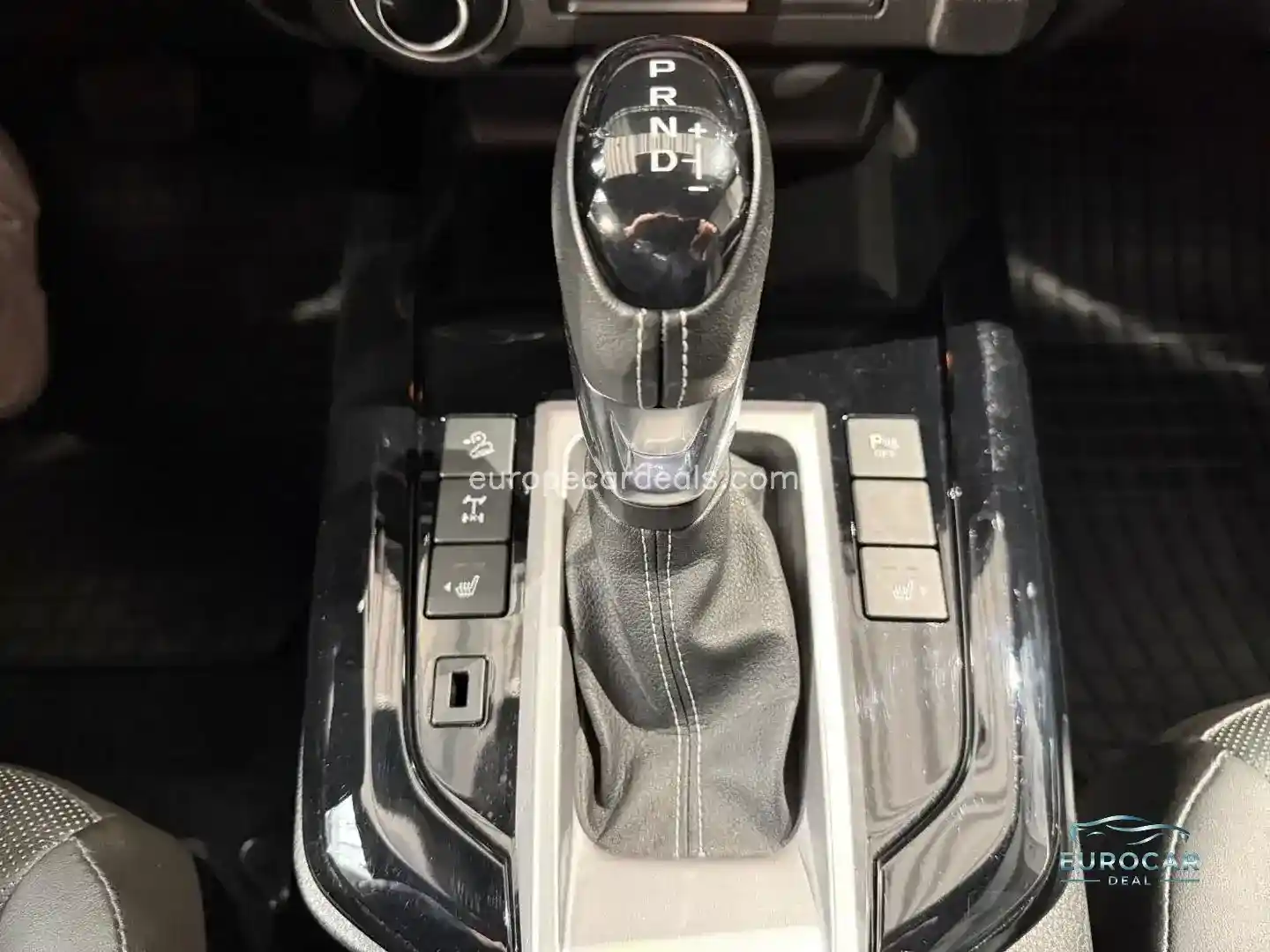 LS 1.9 TD Double Cab 4WD LSE Apple CarPlay