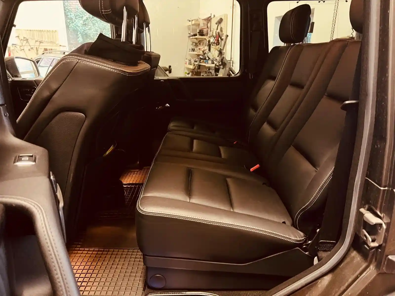Mercedes-Benz G 500