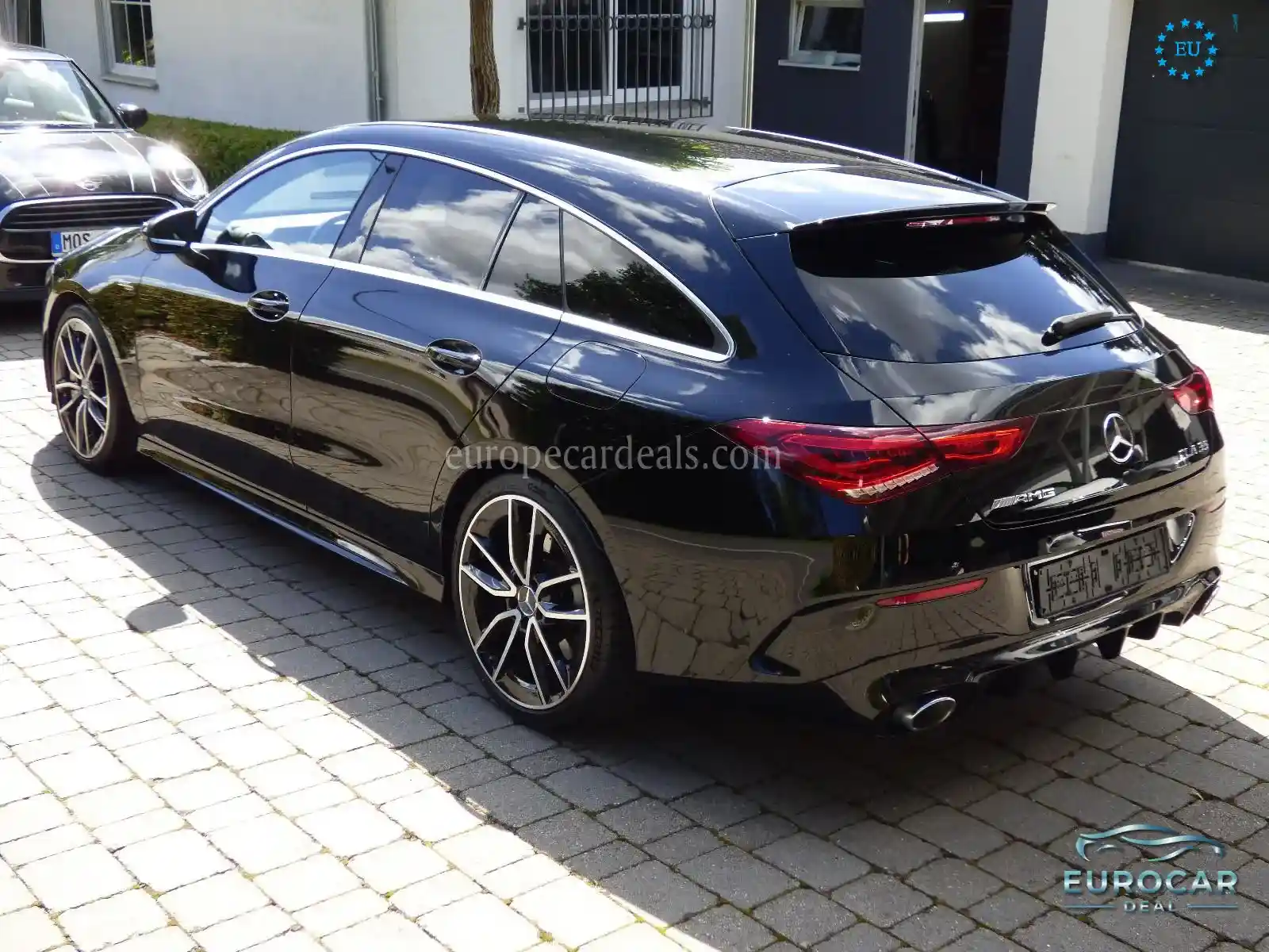 Mercedes-Benz CLA 35 AMG Shooting Brake