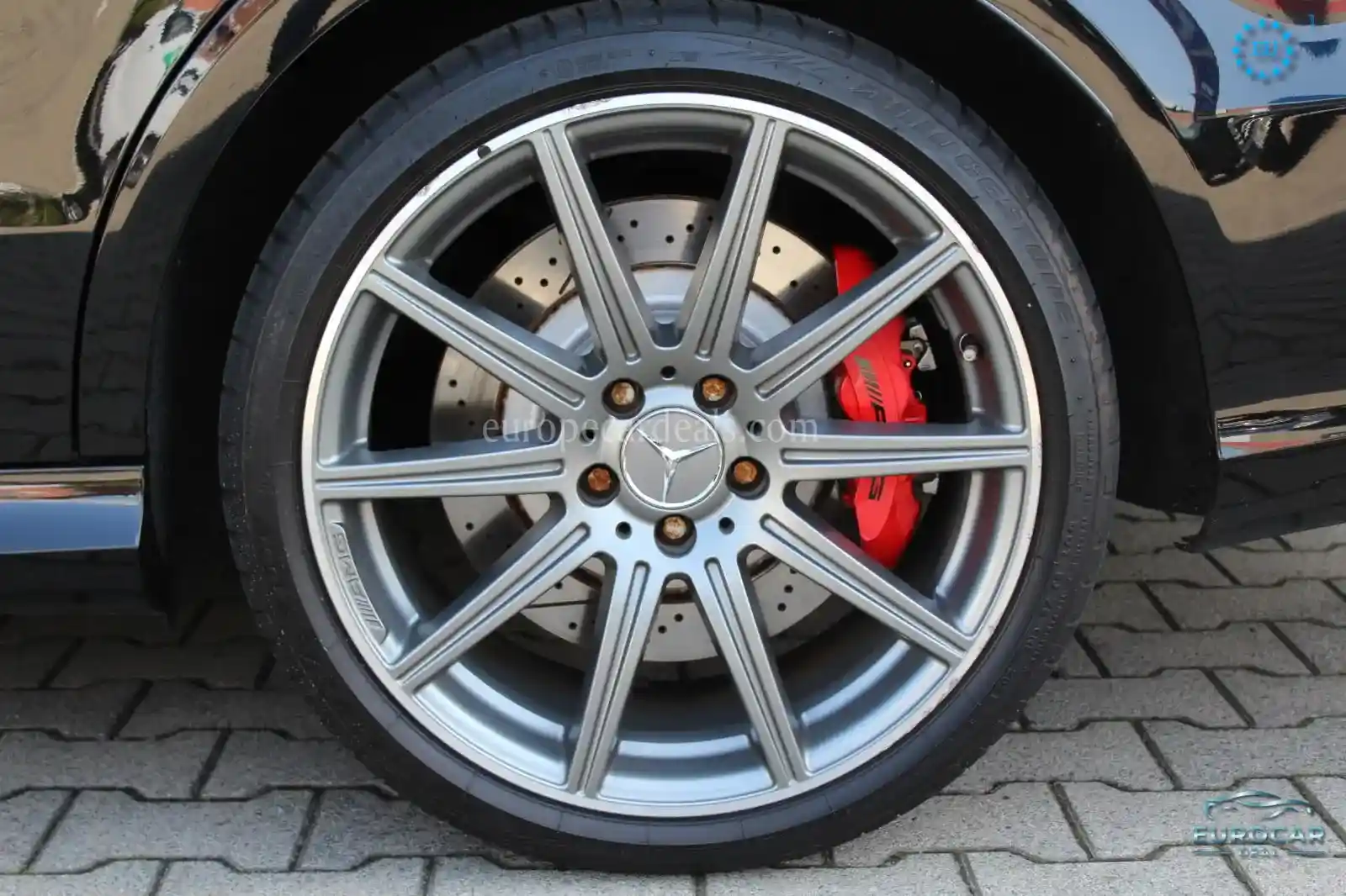 Mercedes-Benz E 63 AMG