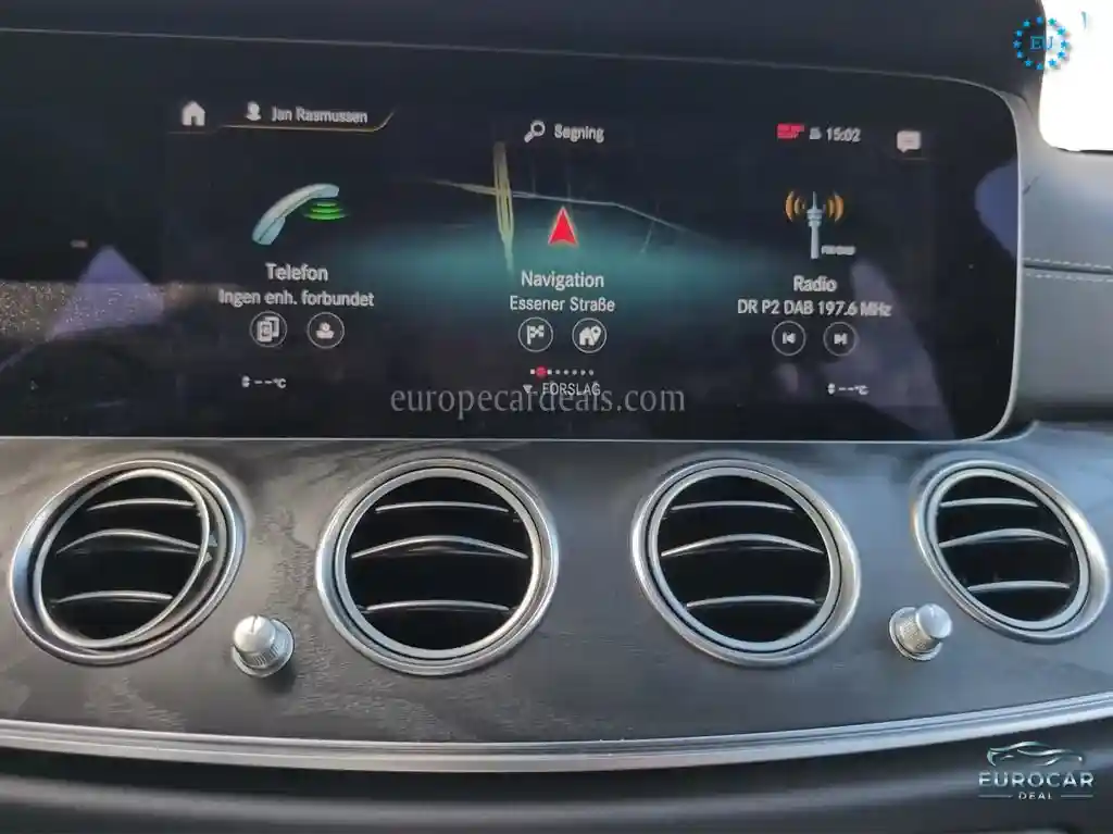 Mercedes-Benz E 220