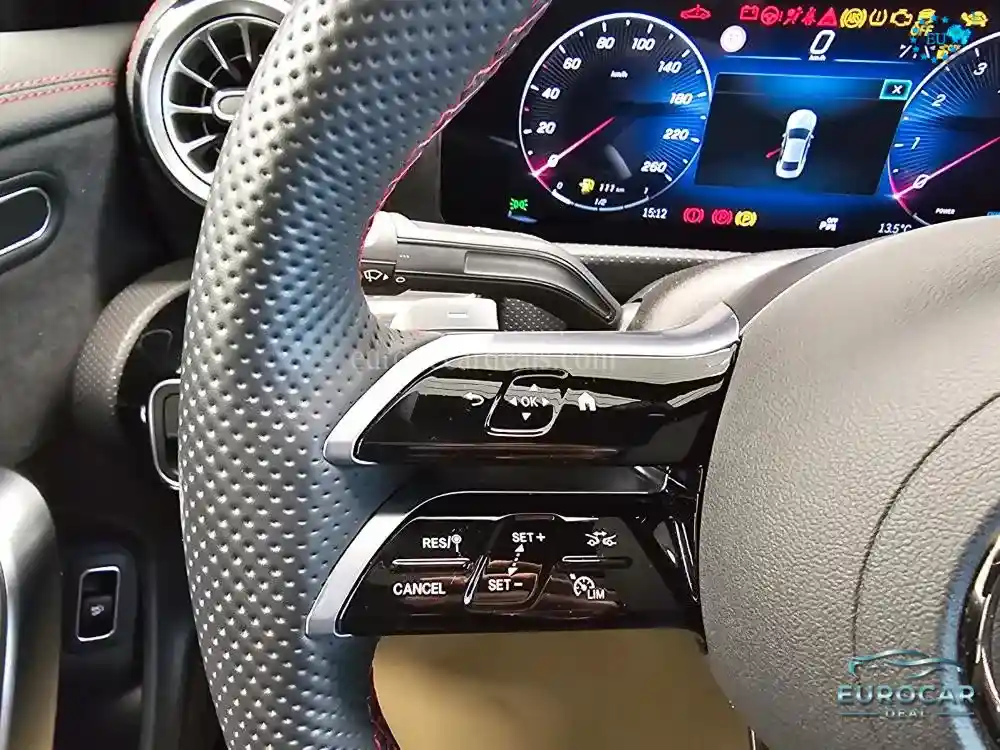 Mercedes-Benz CLA 220