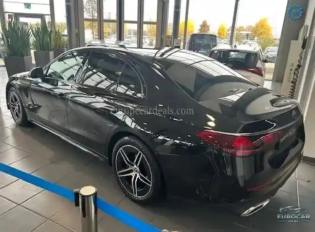 Mercedes-Benz E 200
