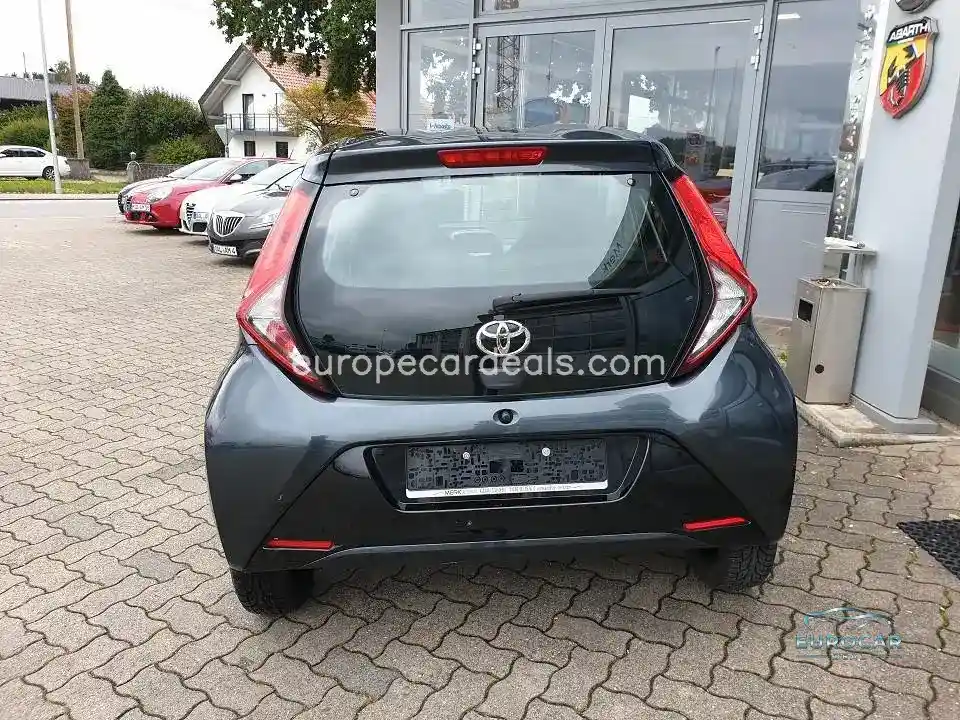Toyota Aygo (X)