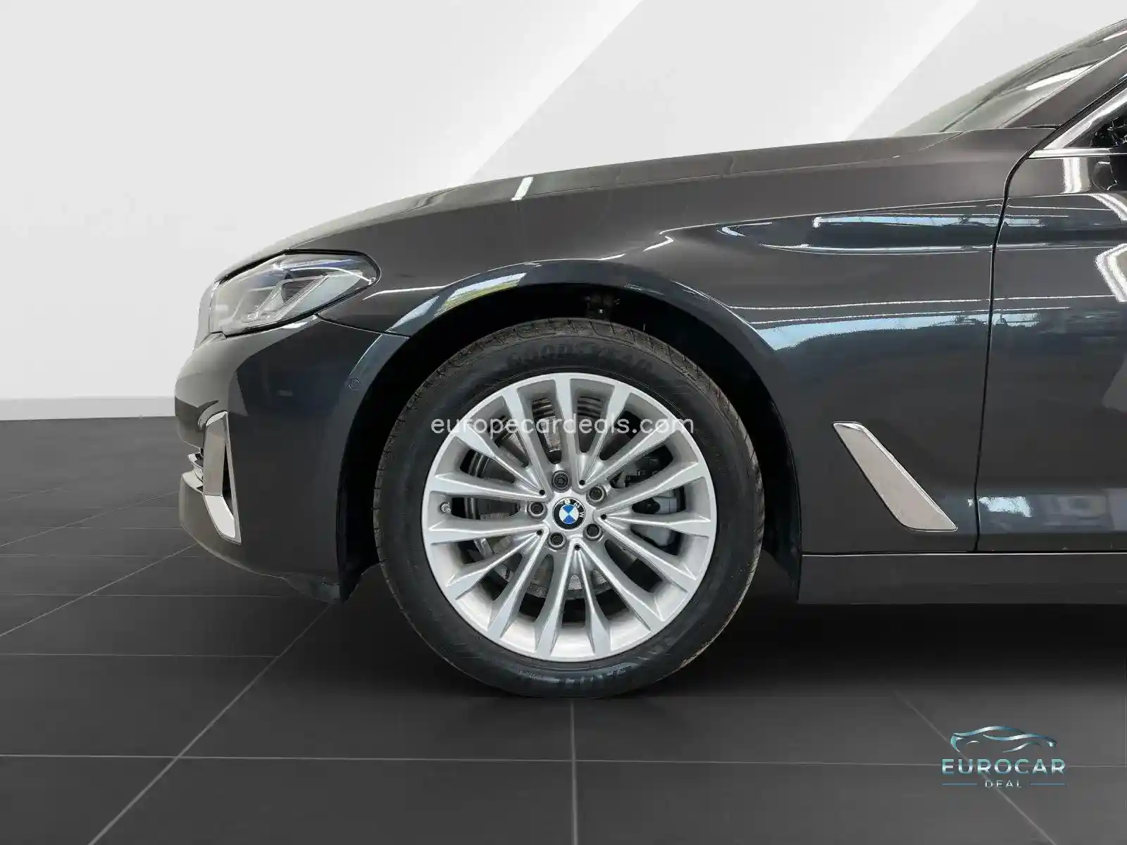 BMW 520