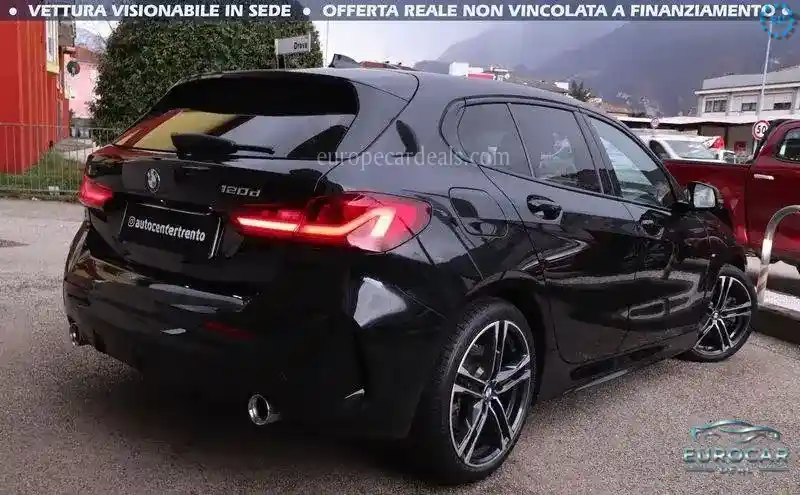 BMW 120