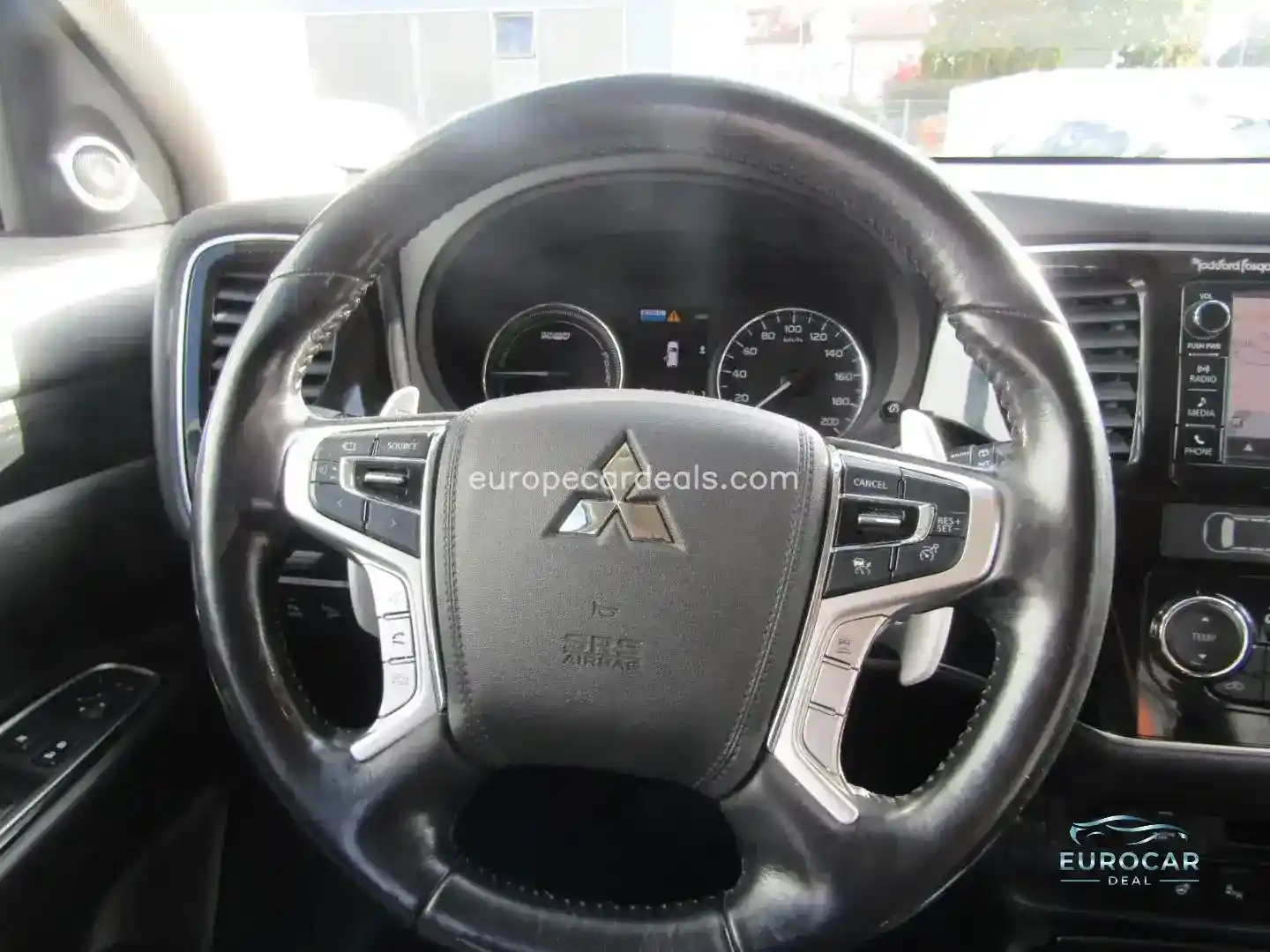 Mitsubishi Plug-in Hybrid Outlander