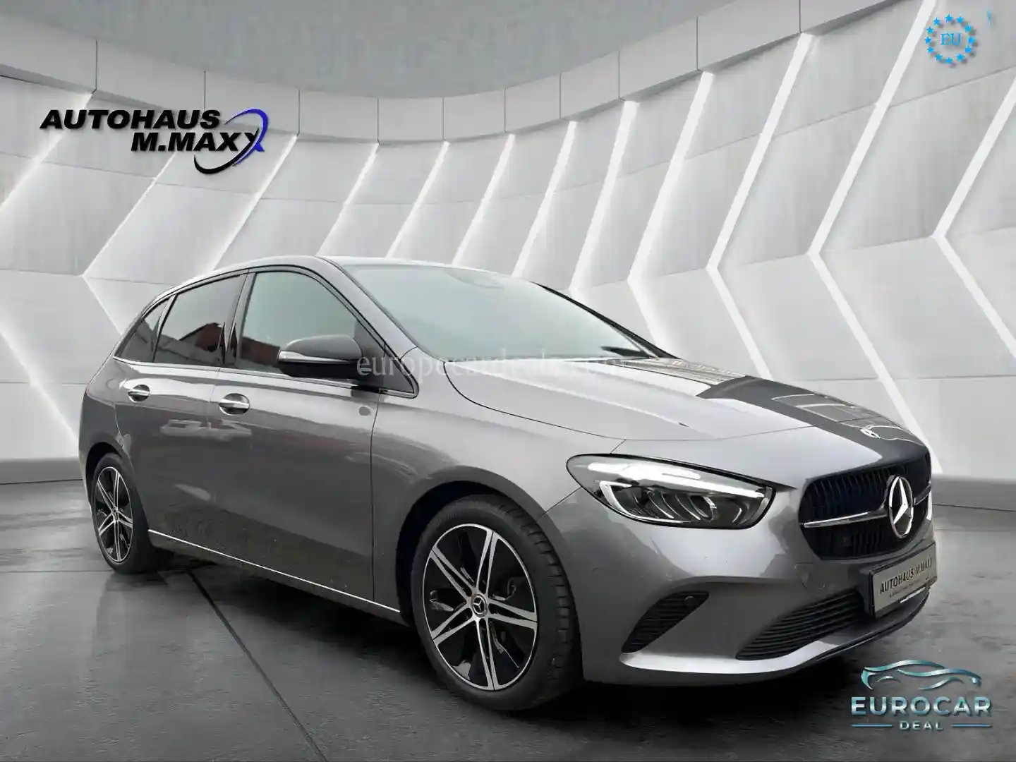 Mercedes-Benz B 180