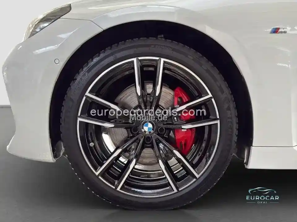 BMW M240i