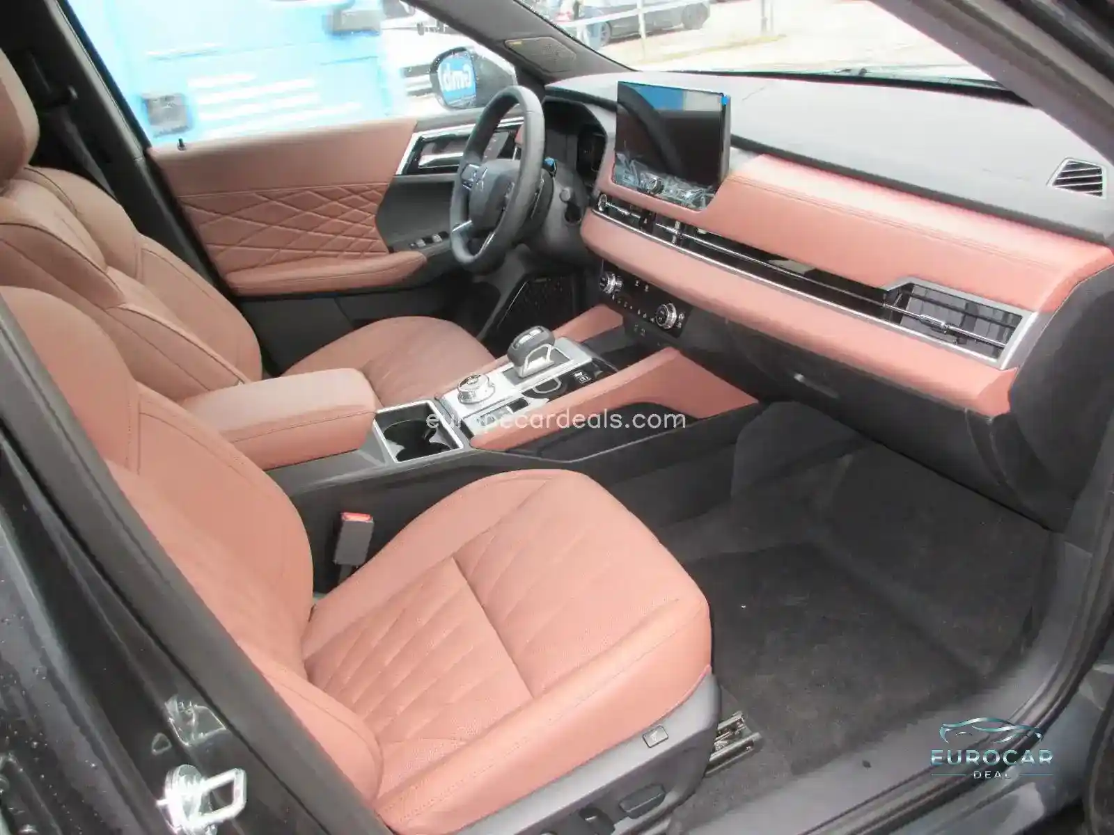 Mitsubishi Plug-in Hybrid Outlander