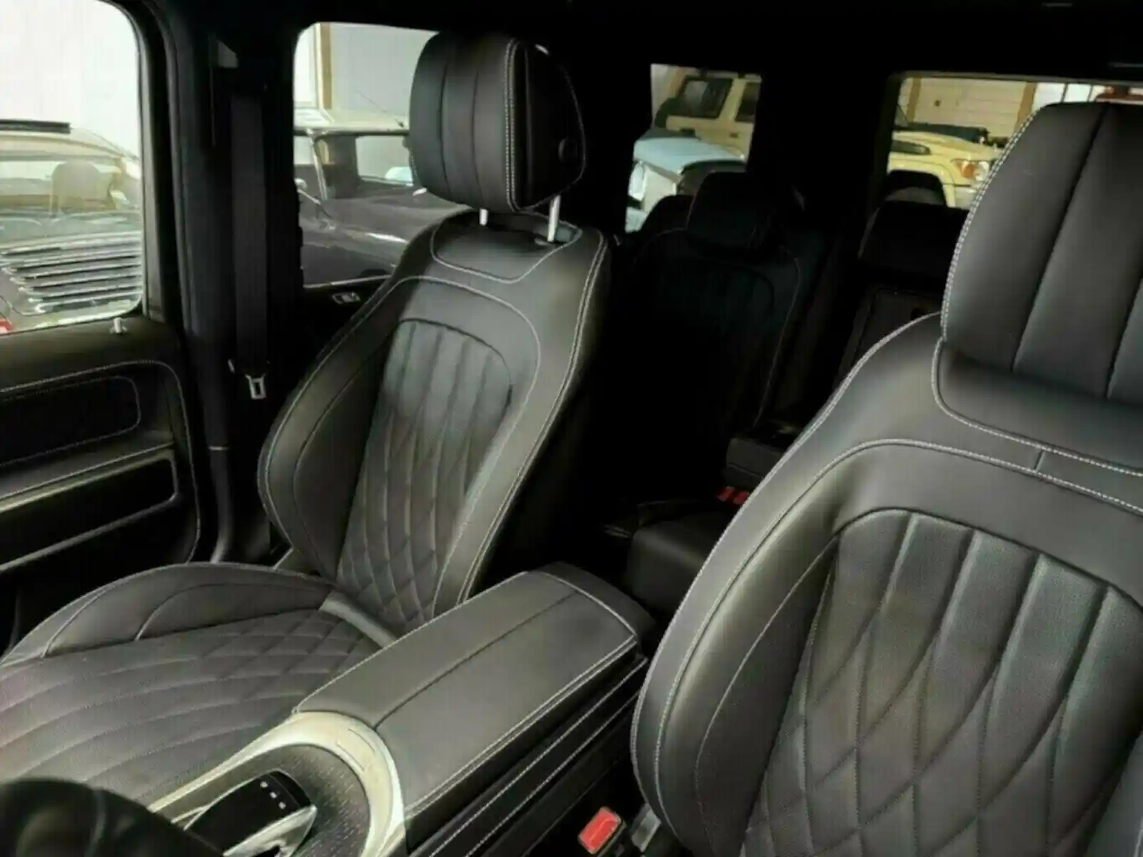 Mercedes-Benz G 500