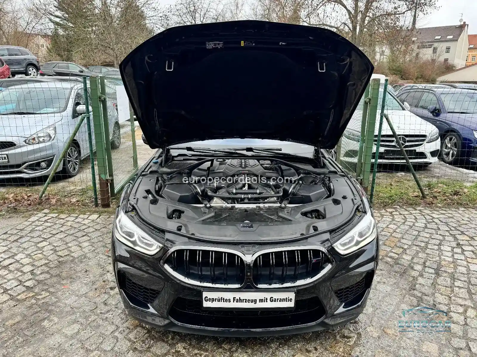 BMW M8
