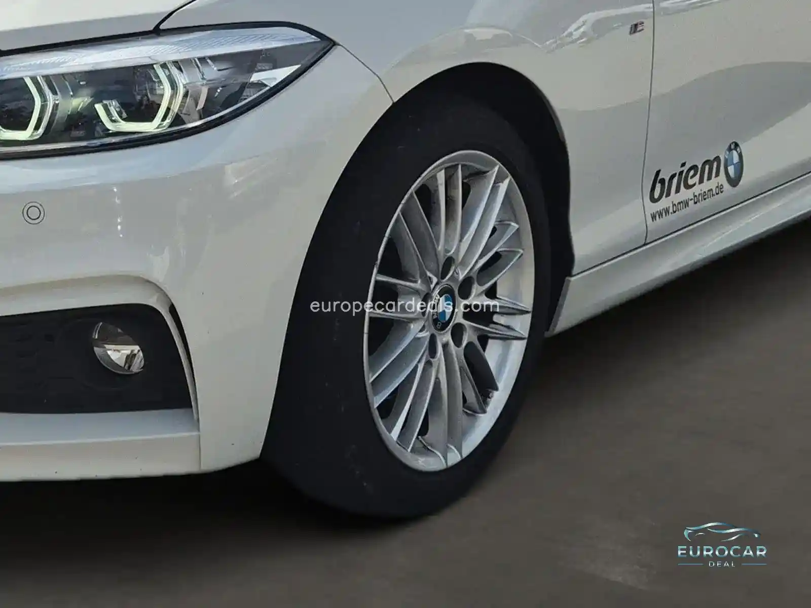 BMW 220