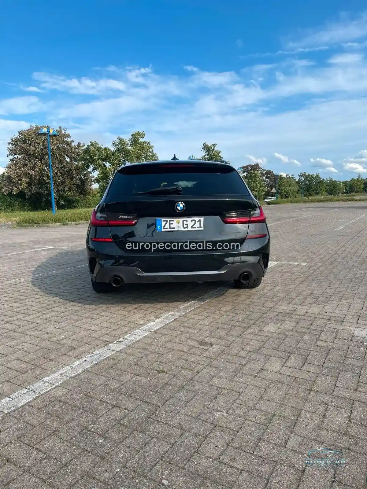 BMW 330