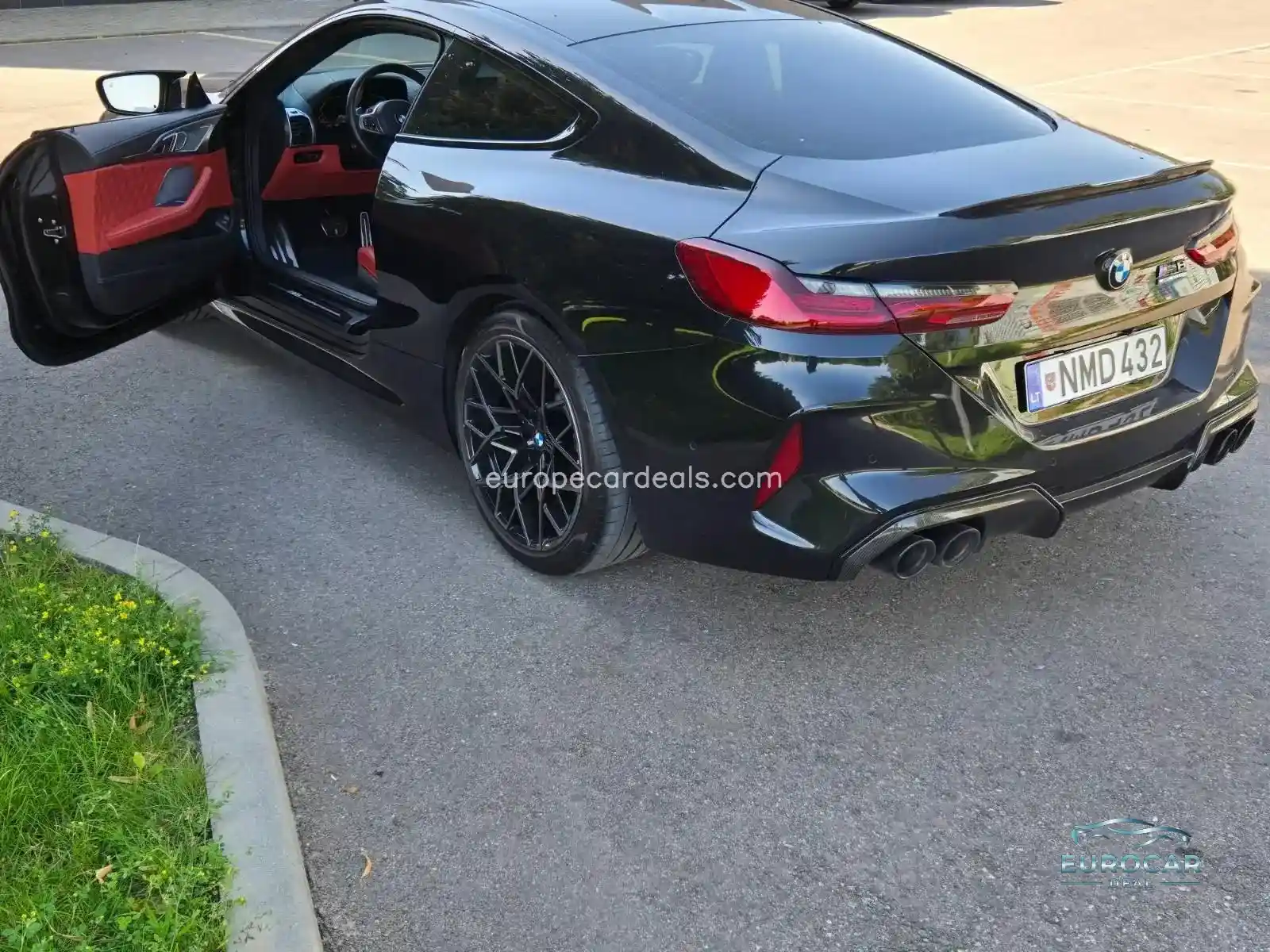 BMW M8