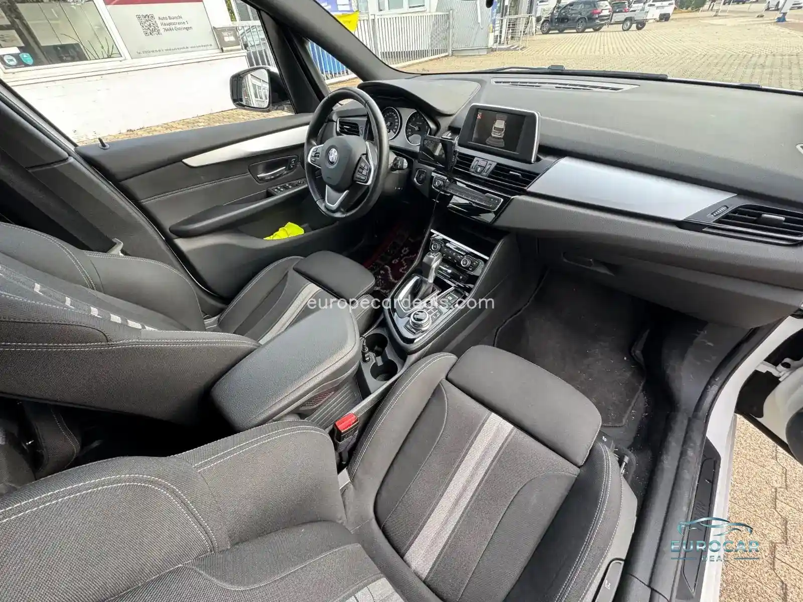 BMW 218
