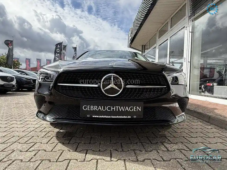 Mercedes-Benz CLA 200 Shooting Brake