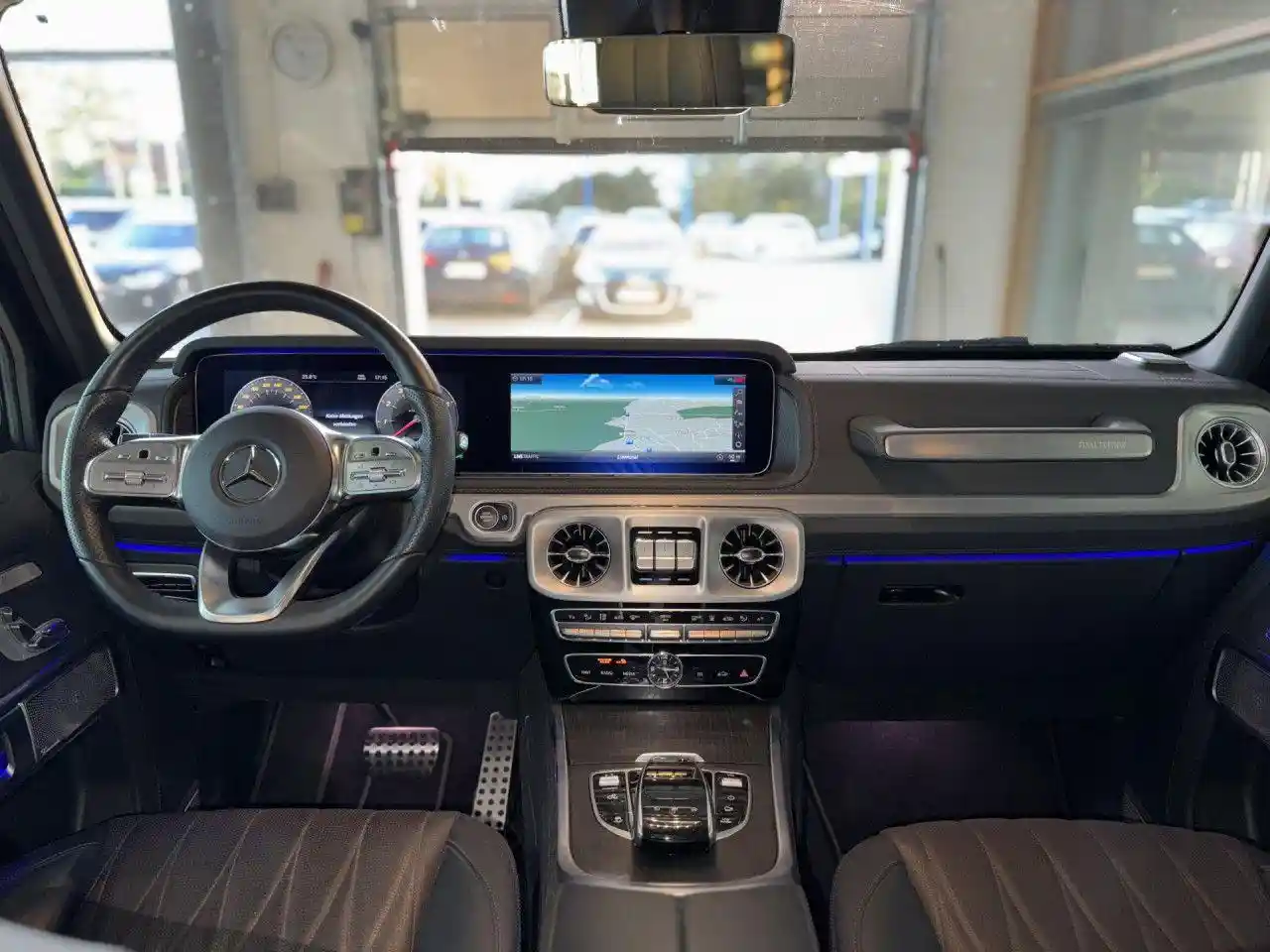 Mercedes-Benz G 500