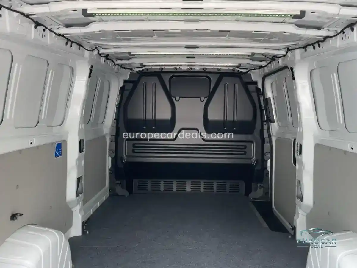 Volkswagen T7 Transporter
