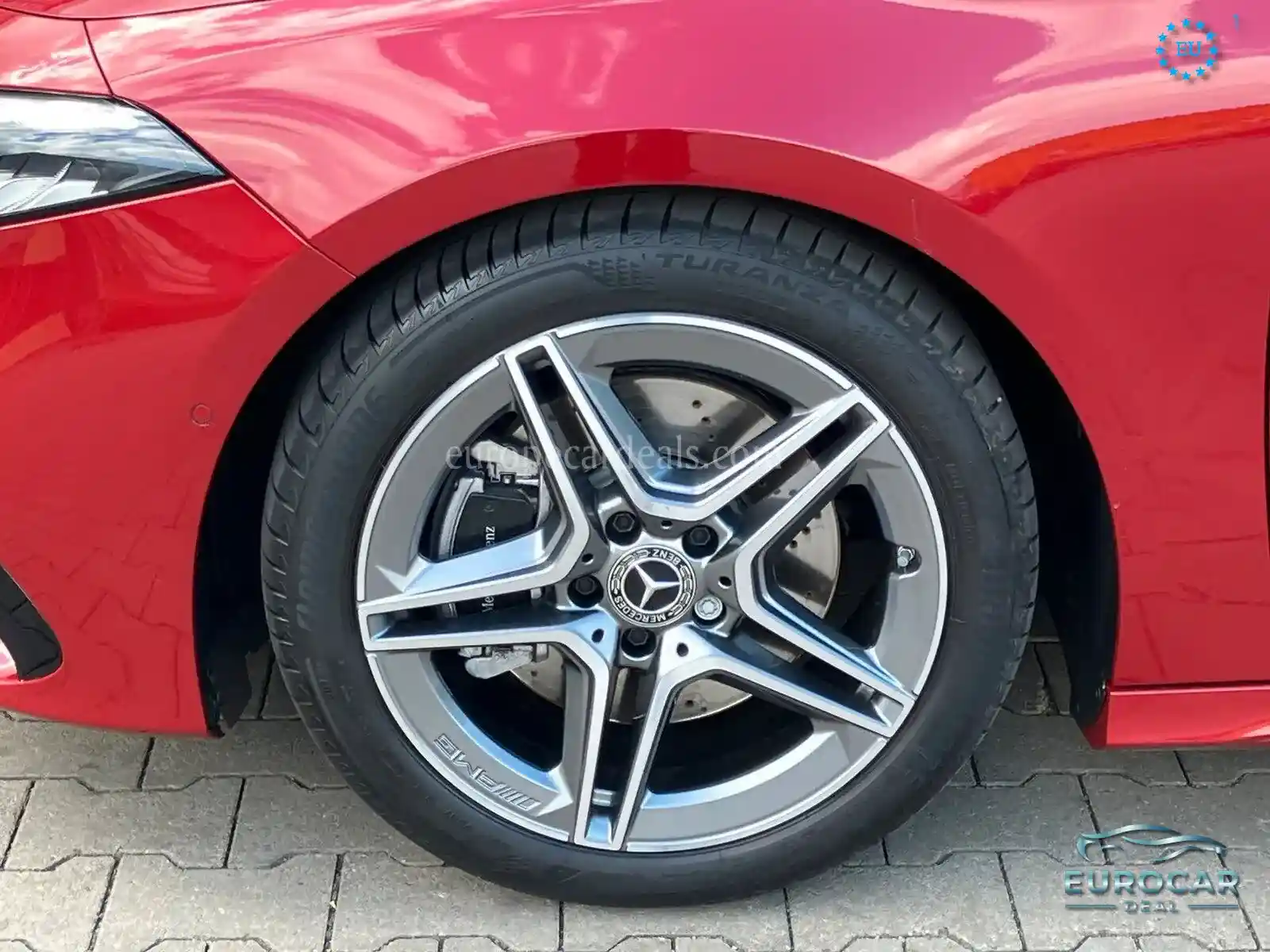 Mercedes-Benz A 220