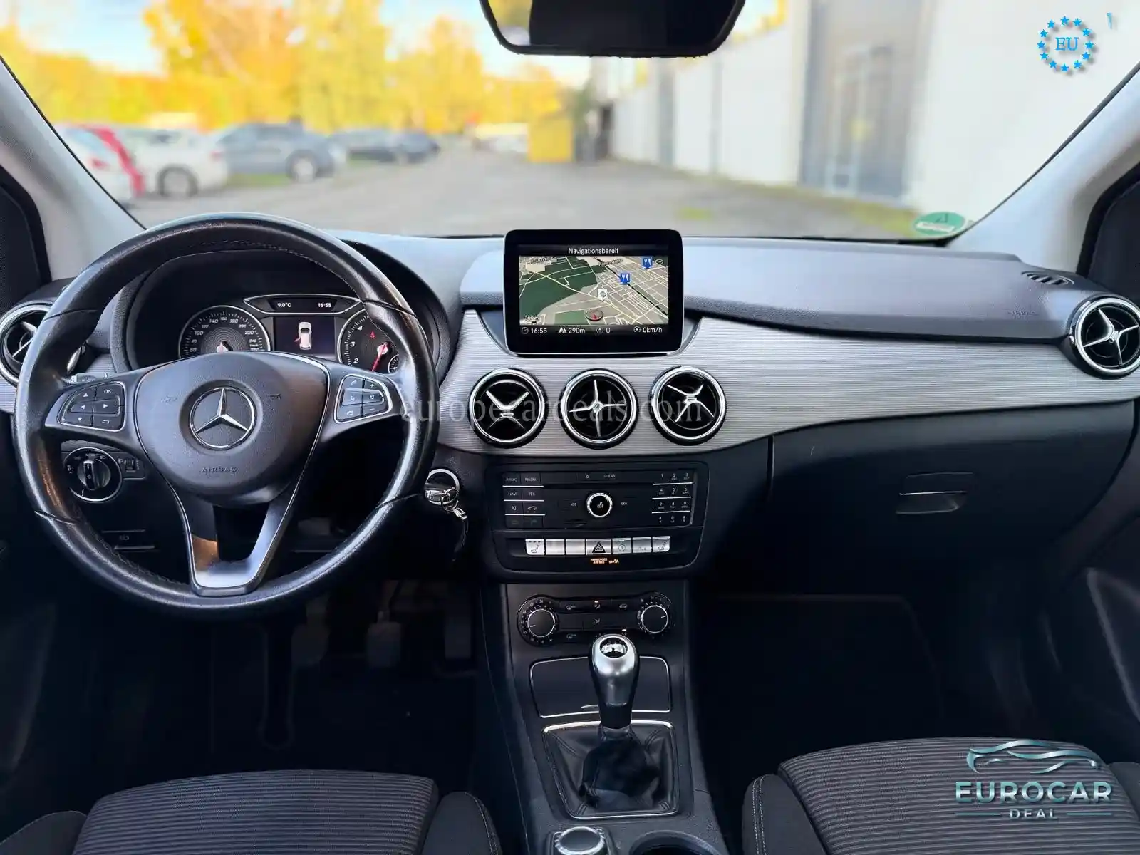 Mercedes-Benz B 180