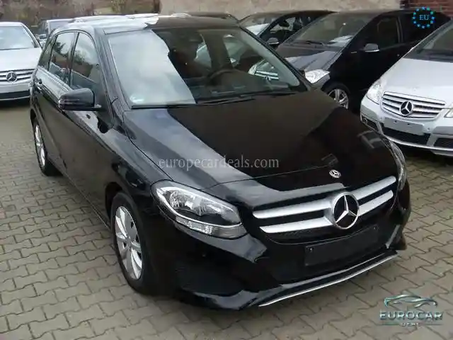 Mercedes-Benz B 200