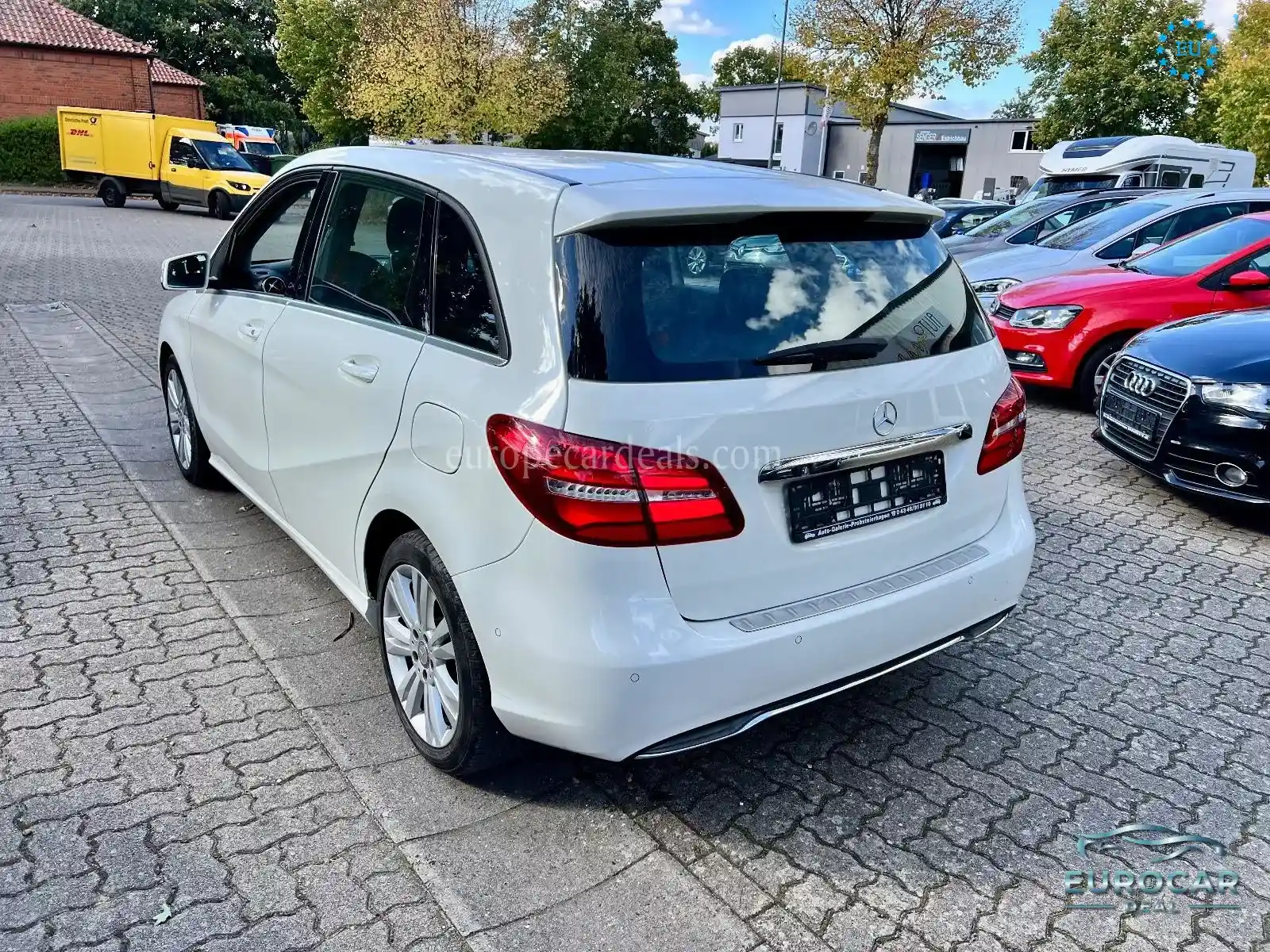 Mercedes-Benz B 180