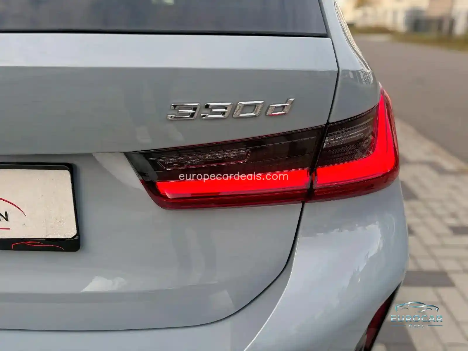 BMW 330