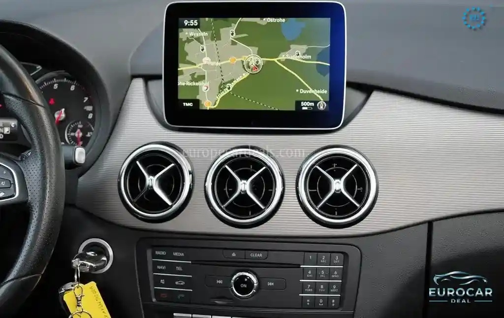 Mercedes-Benz B 200