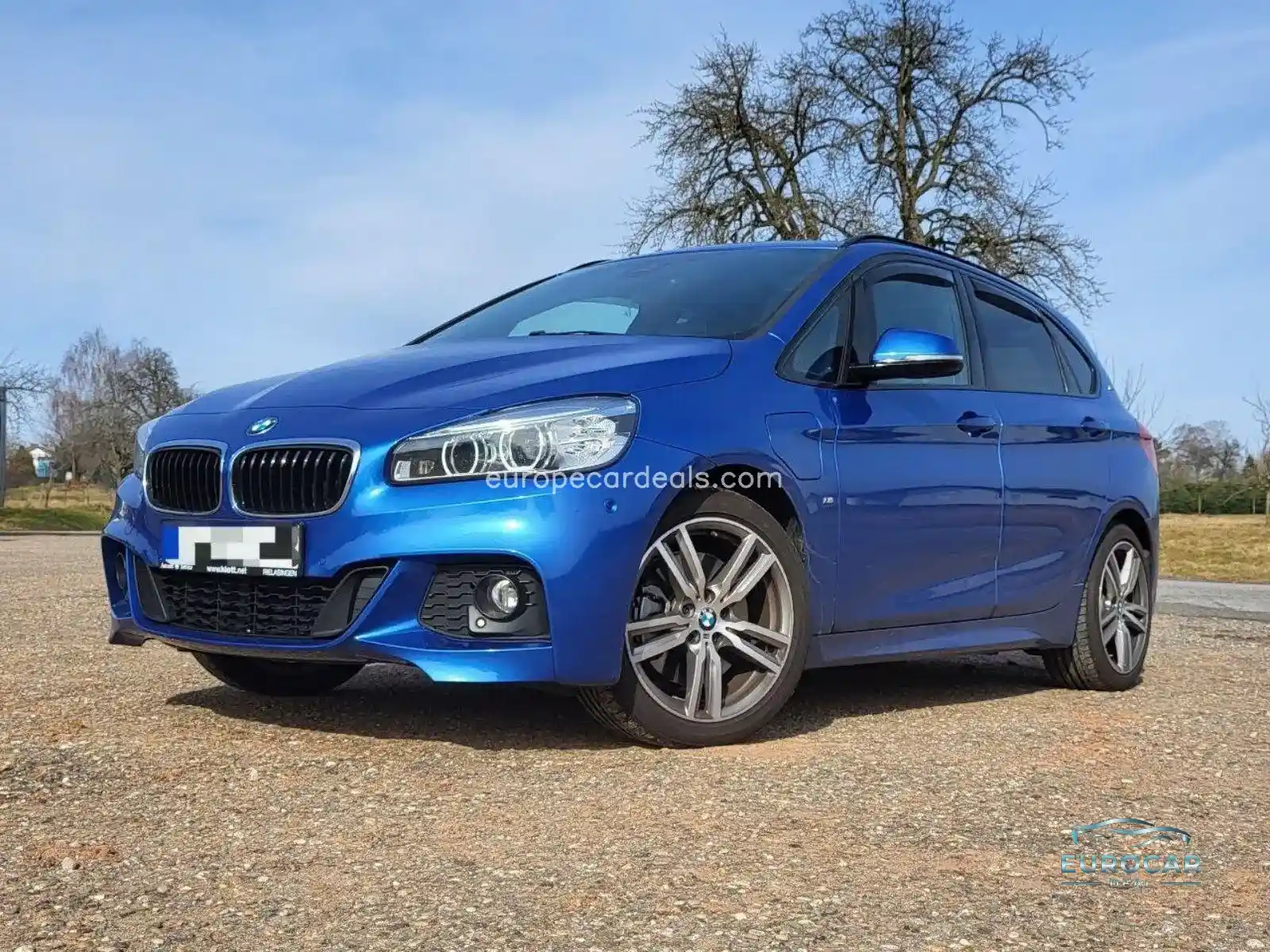 BMW 225