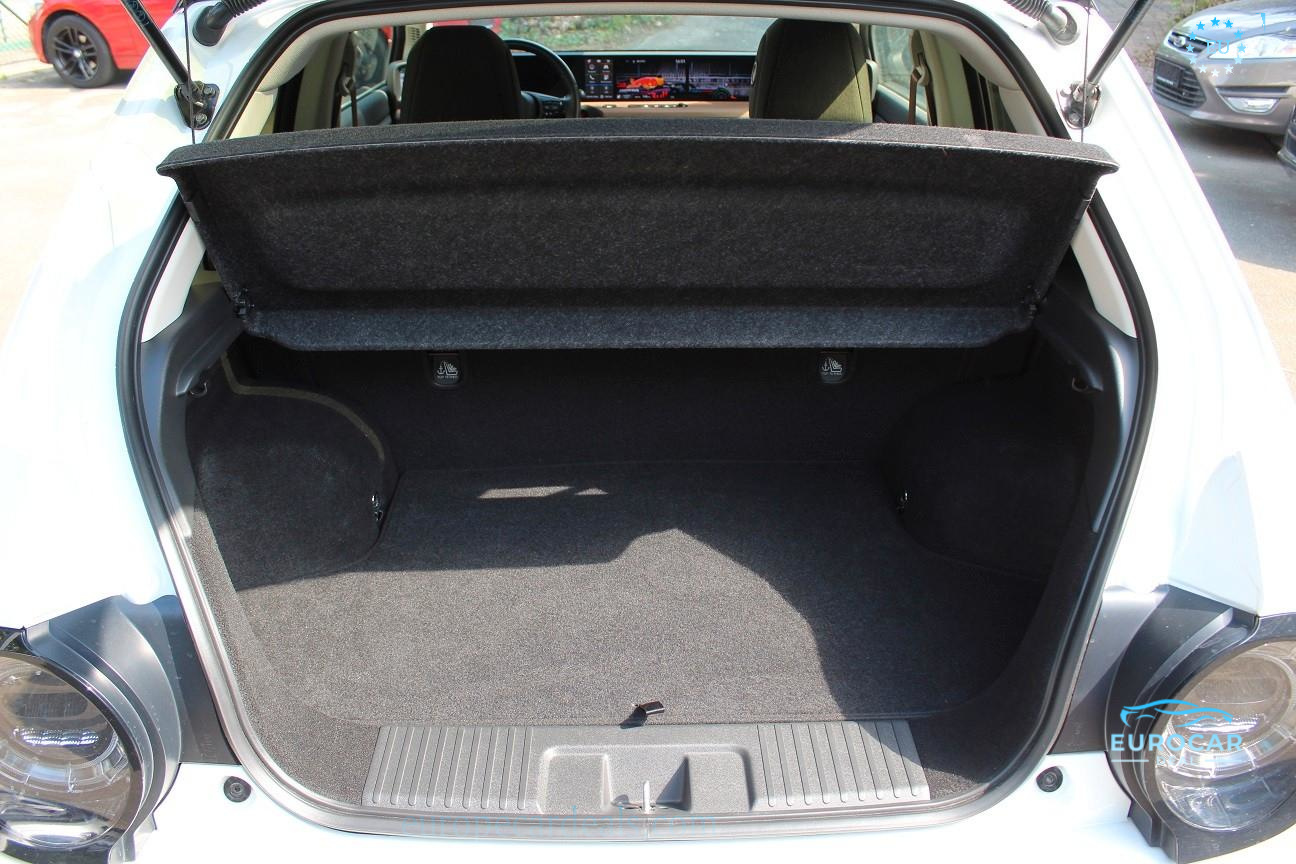 Honda e