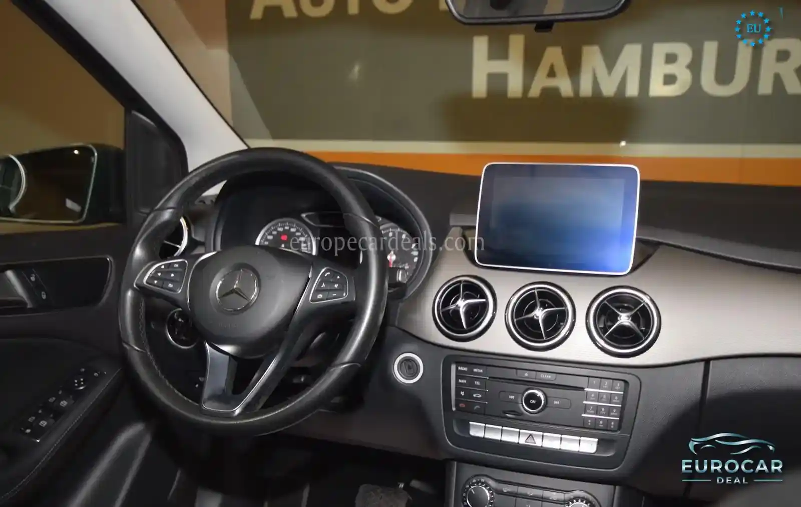 Mercedes-Benz B 180