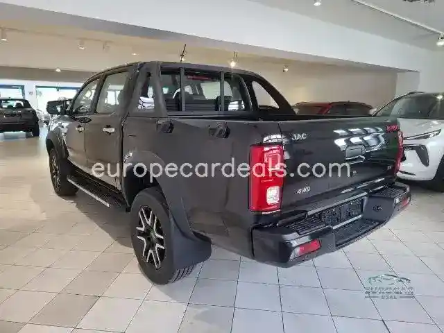 JAC 8 Pro