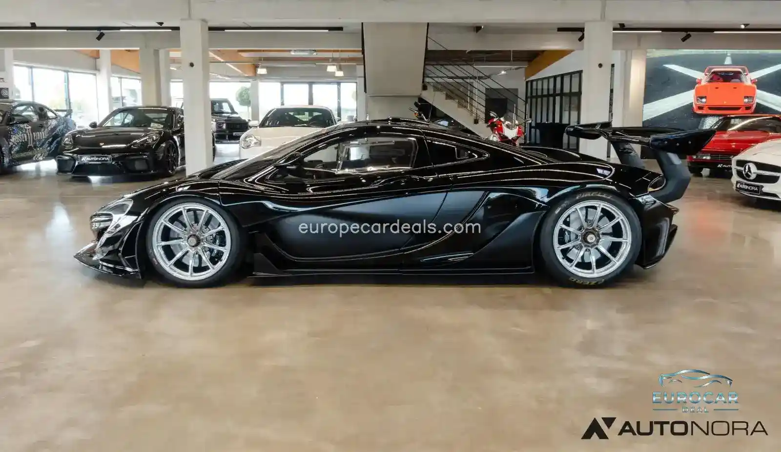 McLaren P1