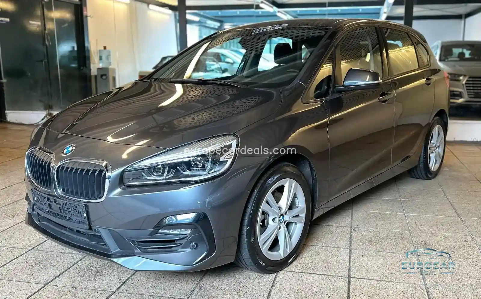 BMW 218
