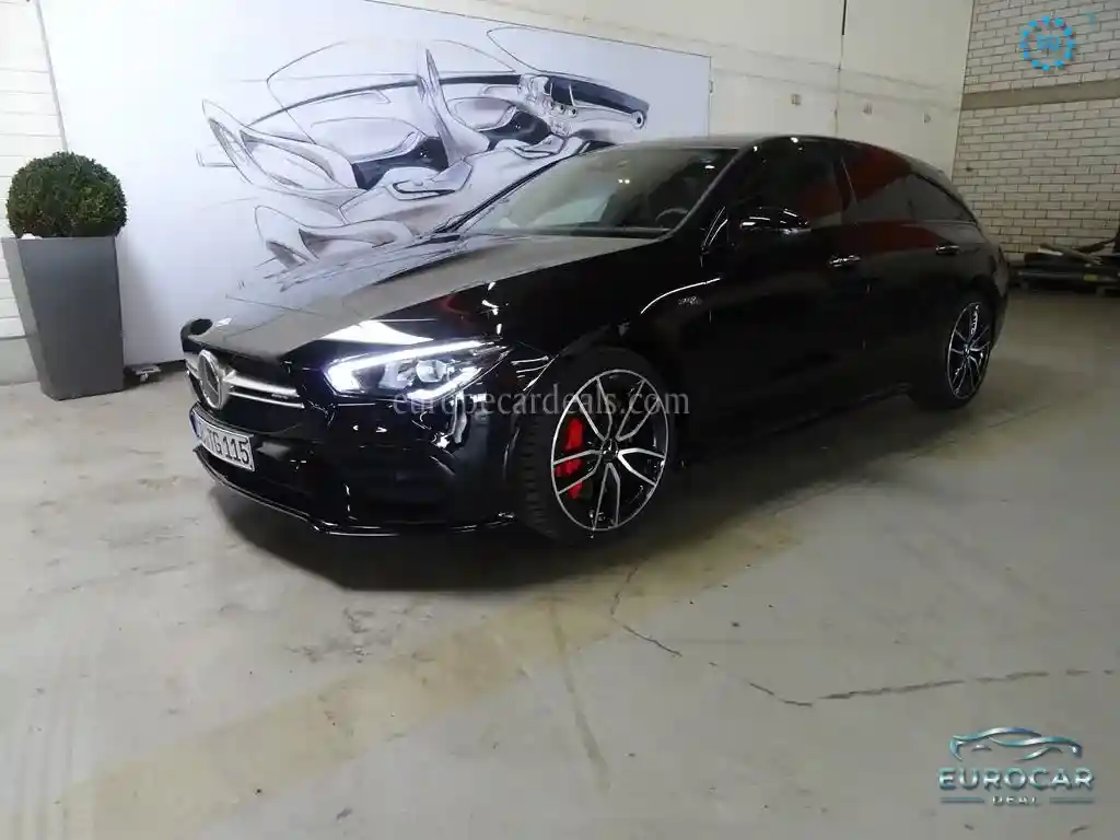 Mercedes-Benz CLA 35 AMG Shooting Brake