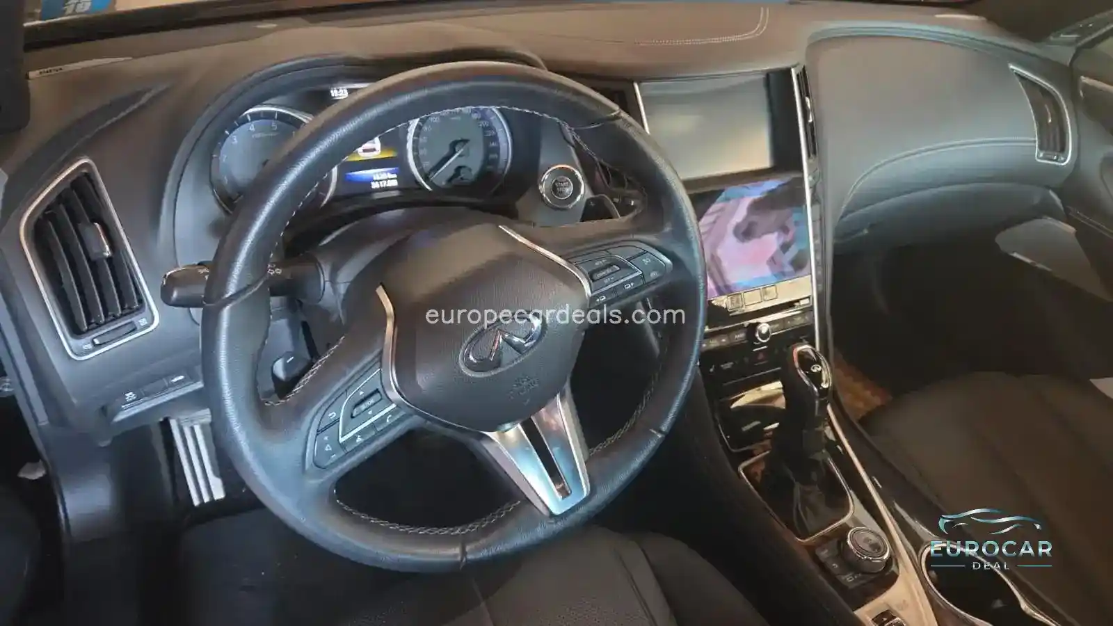Infiniti Q60