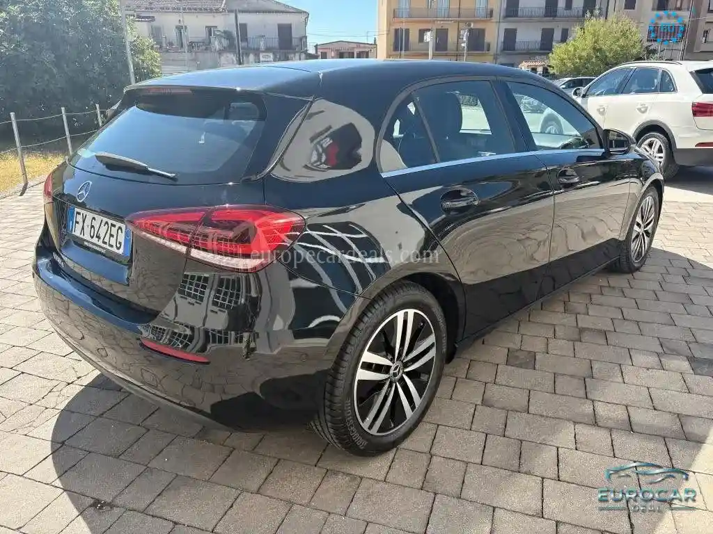 Mercedes-Benz A 180